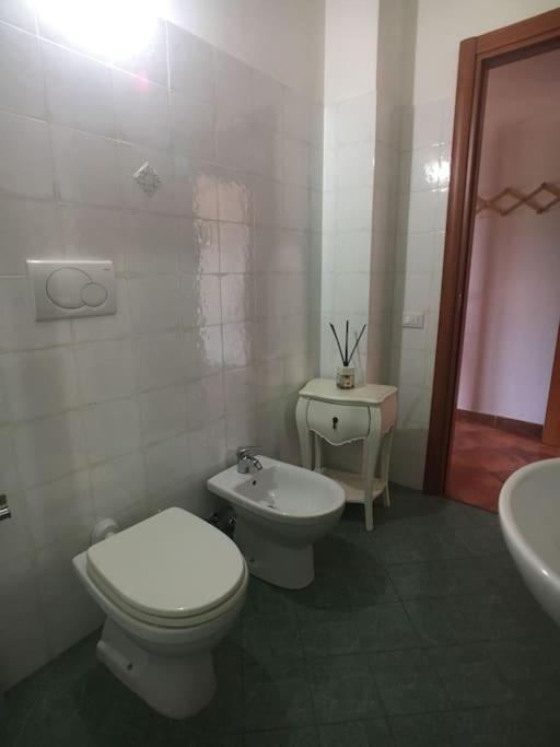 Deste - In Campagna 4 Posti Letto Con Giardino La Sdriscia Extérieur photo